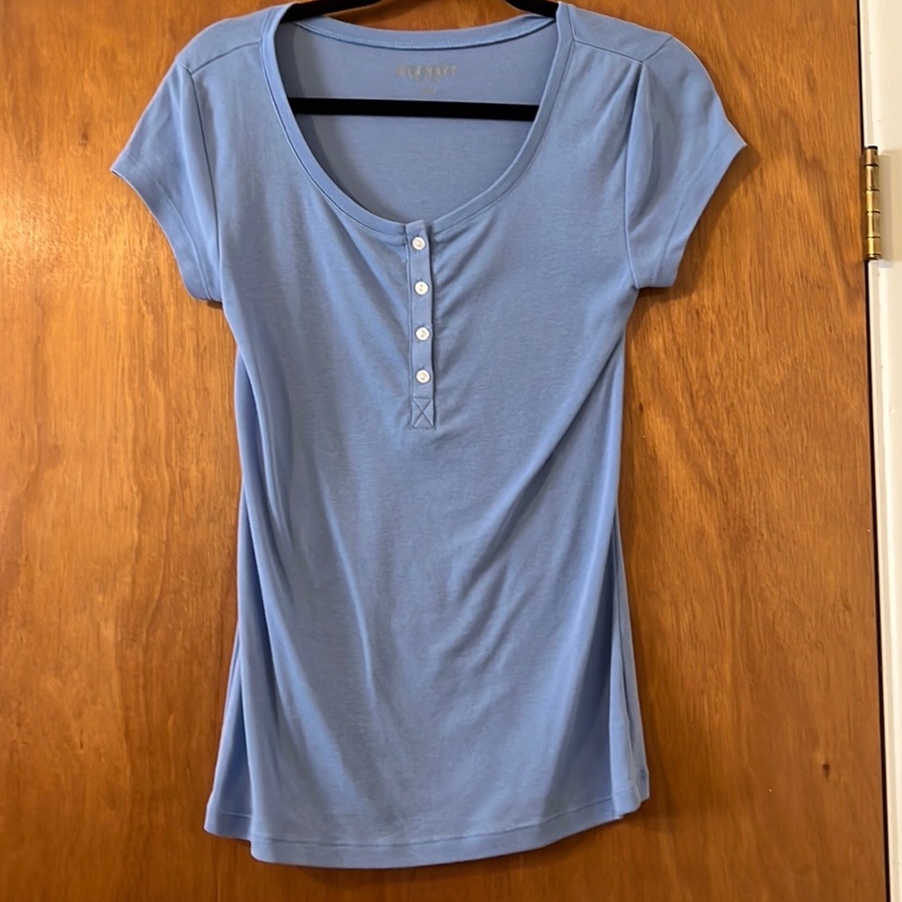 Old Navy button down t-shirt
